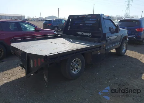 1998 Chevrolet K2500 Fleetside from USA, damaged, VIN 1GCGK24R0WZ198273